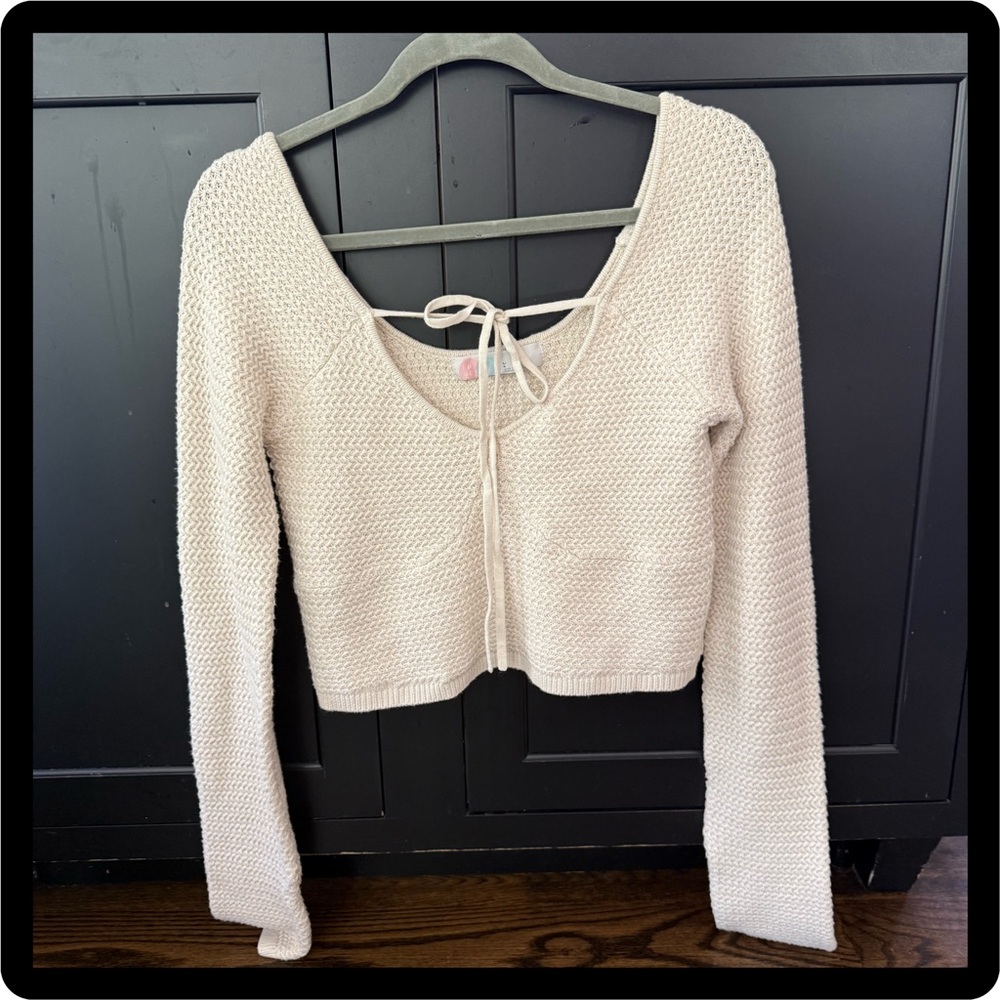 ❤️Free People Beach Long Sleeve Cropped sweater Large ❤️